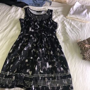 Women’s dress